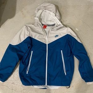 Nike windbreaker
